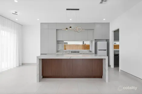 Property photo of 8 Valdese Road Wollert VIC 3750
