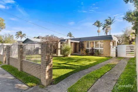 19 Henry Cres, Seaford, VIC 3198