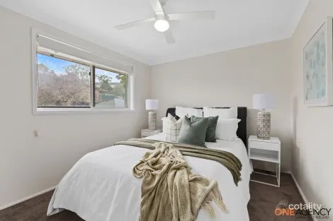 Property photo of 3 Lindwall Close Menai NSW 2234