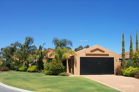 26 Mallina Cct, Carramar, WA 6031