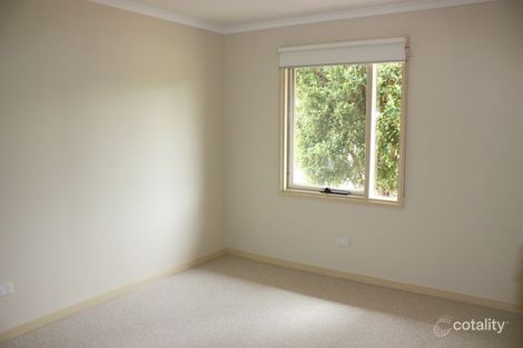 Property photo of 24 Kingfisher Road Noarlunga Downs SA 5168