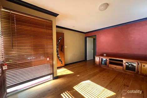 Property photo of 9 Pioneer Place Nowra NSW 2541