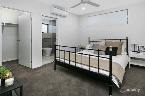 Property photo of 205/16 Curwen Terrace Chermside QLD 4032