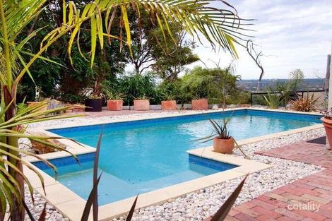 Property photo of 27 Mountain Avenue Frankston South VIC 3199