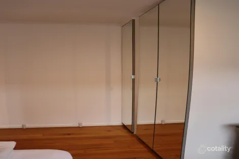 Property photo of 1/5 Govan Court Footscray VIC 3011