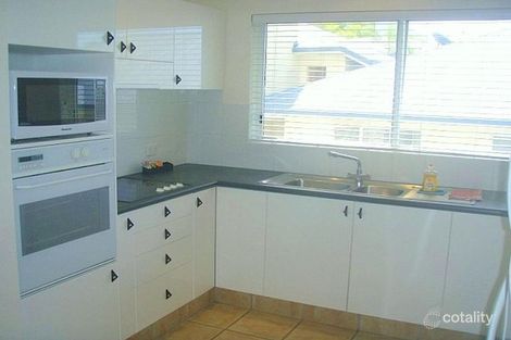 Property photo of 1/75 Arlington Esplanade Clifton Beach QLD 4879