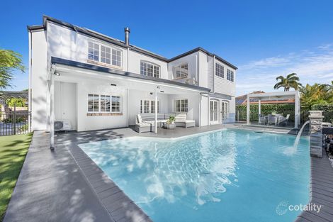 8 Renate Way, Benowa, QLD 4217