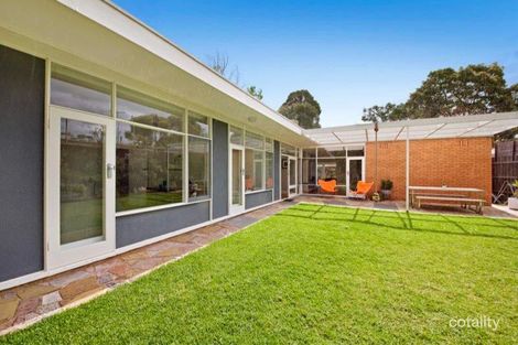 8 Bellaire Ct, Beaumaris, VIC 3193