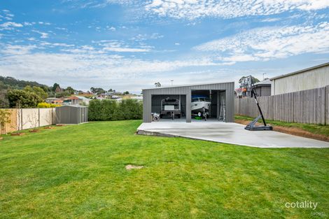 Property photo of 24 Berkshire Parade Penguin TAS 7316