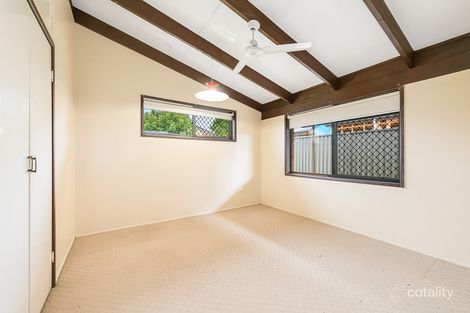 23 Edred St, Carindale, QLD 4152