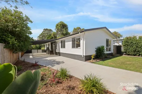 12 Terry Cres, Wimbledon Heights, VIC 3922