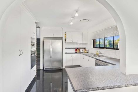 Property photo of 3 Ling Place Palm Beach QLD 4221