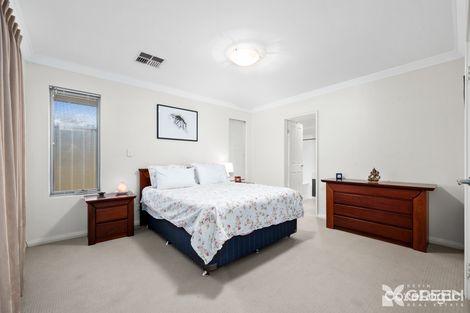 Property photo of 9 Grasstree Road Wannanup WA 6210