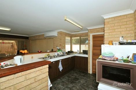 Property photo of 123 Willmott Drive Cooloongup WA 6168