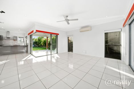 Property photo of 13 Gidran Close Durack QLD 4077