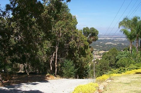 109 Temby Ave, Kalamunda, WA 6076