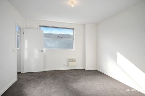Property photo of 17/6 Winifred Street Essendon VIC 3040