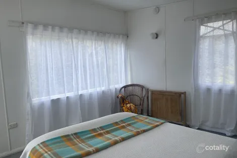 Property photo of 88 Old Jetty Road Eaglehawk Neck TAS 7179