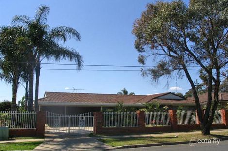 4 Napier Ave, Lurnea, NSW 2170