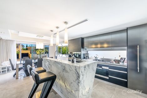 Property photo of 1/45 Cronin Avenue Main Beach QLD 4217