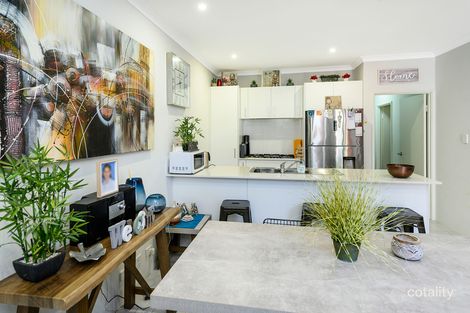 16/10 Cordovan Pkwy, Aveley, WA 6069
