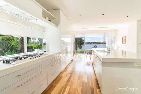 Property photo of 37 Martinique Way Clear Island Waters QLD 4226