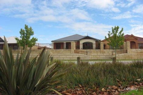 26 Waterford Pde, Darch, WA 6065