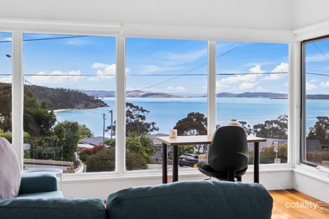 Property photo of 77 Roslyn Avenue Kingston Beach TAS 7050