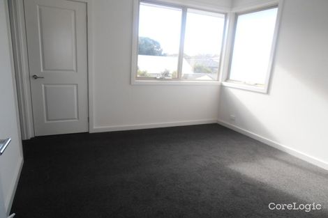 Property photo of 3/42 Heath Avenue Oakleigh VIC 3166