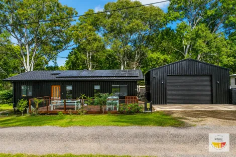2 Victoria Ave, Russell Island, QLD 4184
