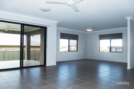 Property photo of 13 Cowrie Court Bushland Beach QLD 4818