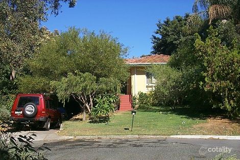 17 Bowling Pl, Melville, WA 6156