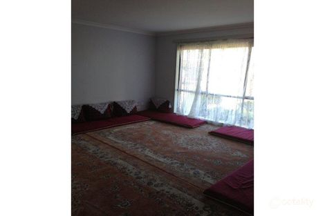 Property photo of 35 Bluegum Way Hampton Park VIC 3976