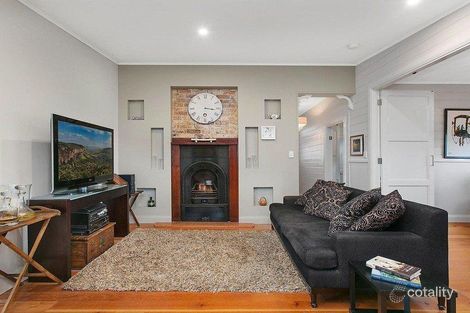 Property photo of 19 Collins Street Corrimal NSW 2518