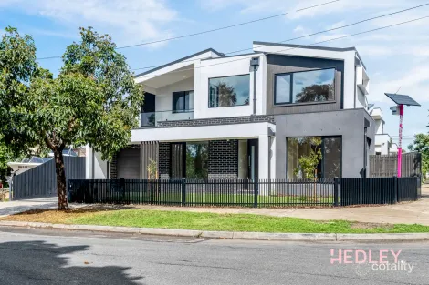 7 Hebb St, Braybrook, VIC 3019