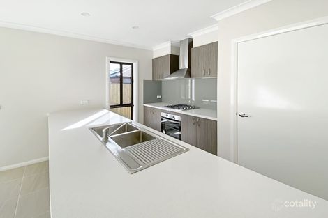 Property photo of 15 Spotted Way Tarneit VIC 3029