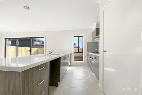 Property photo of 15 Spotted Way Tarneit VIC 3029