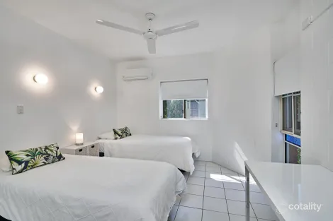 Property photo of 4/79 Arlington Esplanade Clifton Beach QLD 4879