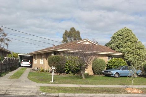 Property photo of 34 Eildon Drive Keysborough VIC 3173