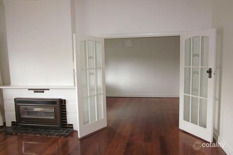 Property photo of 104 Waterdale Road Ivanhoe VIC 3079