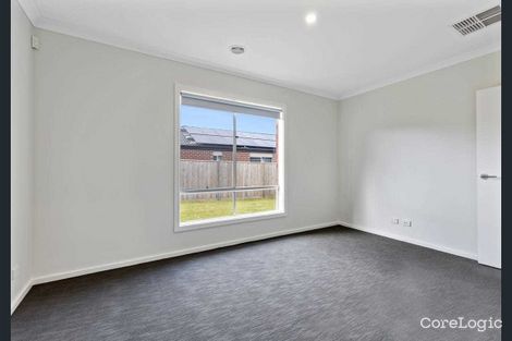 Property photo of 39 Wiltshire Boulevard Thornhill Park VIC 3335
