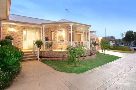 Property photo of 10 Exeter Grove Belmont VIC 3216