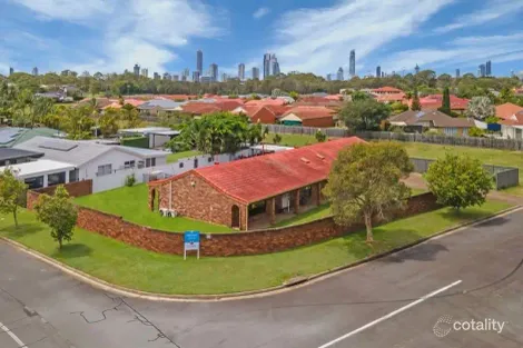 30 Collins Cres, Benowa, QLD 4217