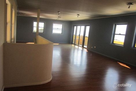 Property photo of 1/29 Cuthbert Drive Mount Warrigal NSW 2528