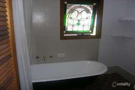 Property photo of 8 Lisarow Street Lisarow NSW 2250