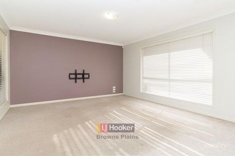 Property photo of 16 Pidgeon Boulevard Crestmead QLD 4132