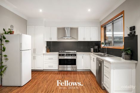 Property photo of 32 Howey Road Pakenham VIC 3810