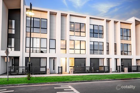 Property photo of 27 Panama Road Cranbourne West VIC 3977