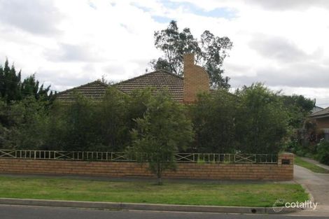 Property photo of 24 Riverside Avenue Avondale Heights VIC 3034