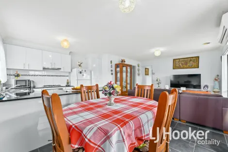 Property photo of 1/142 Toomuc Valley Road Pakenham VIC 3810
